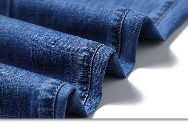 Men's Classic Straight Midwaist Jeans