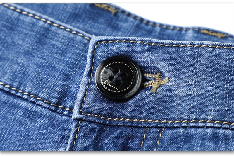 Men's Classic Straight Midwaist Jeans