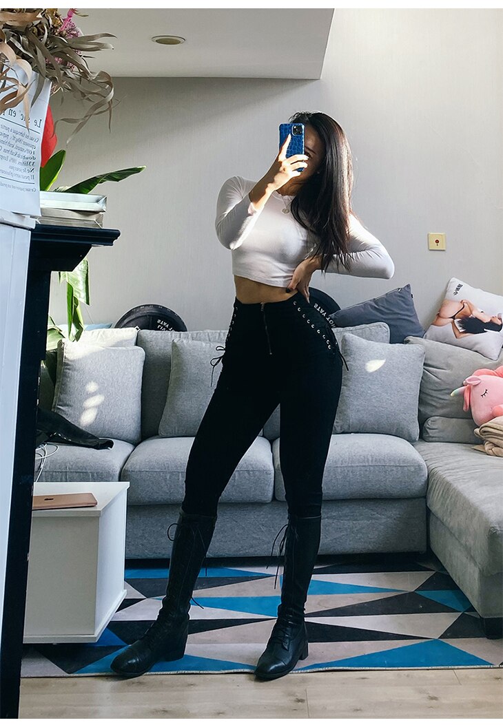 Women's Skinny Ripped Jeans