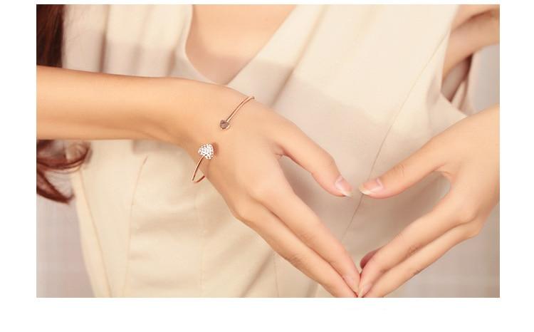 Women's Double Heart Bracelet