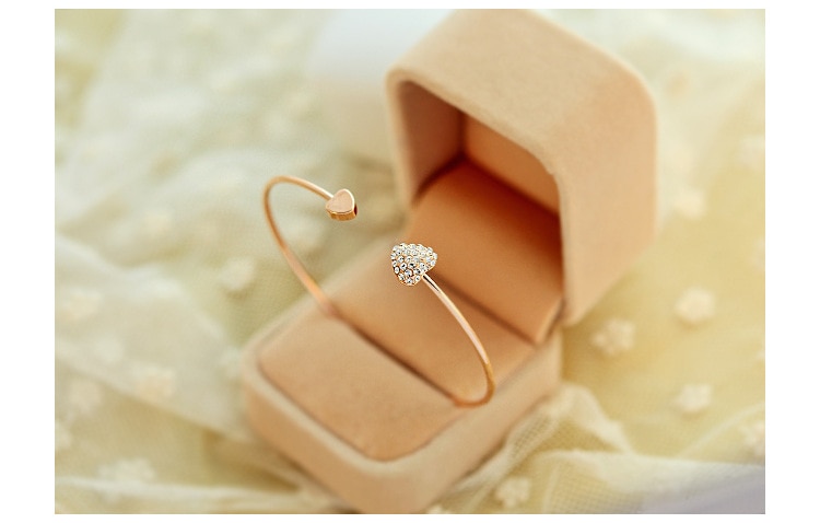 Women's Double Heart Bracelet