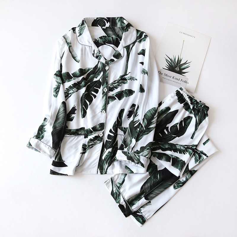 Comfortable Pajama Set with Print for Women