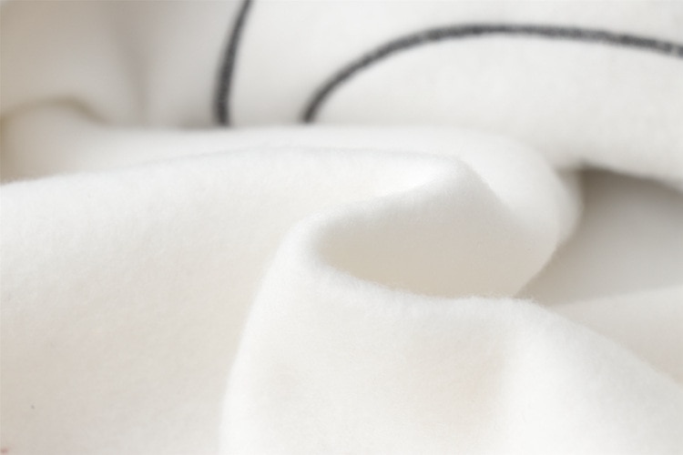 Women’s Cartoon Embroidered Bear Hoodie